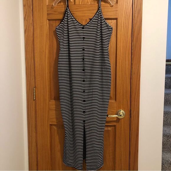 SHEIN Maxi Black & White Striped VNeck Summer Tank Dress Women’s Size XXL / 14 - Picture 1 of 8
